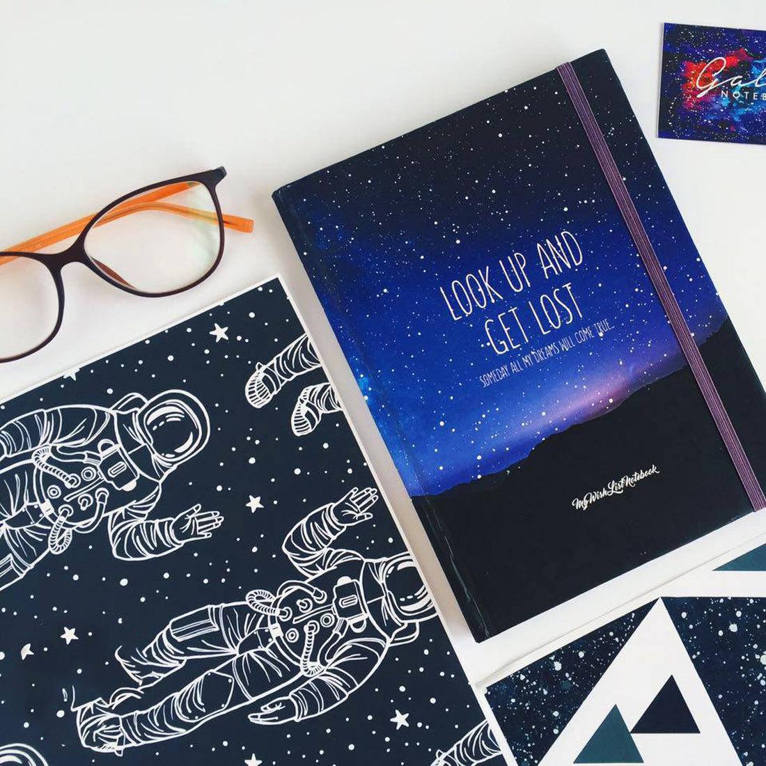 دفتر الجالاكسي أزرق - حجم كبير